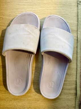 Lululemon Slides Light Lavender